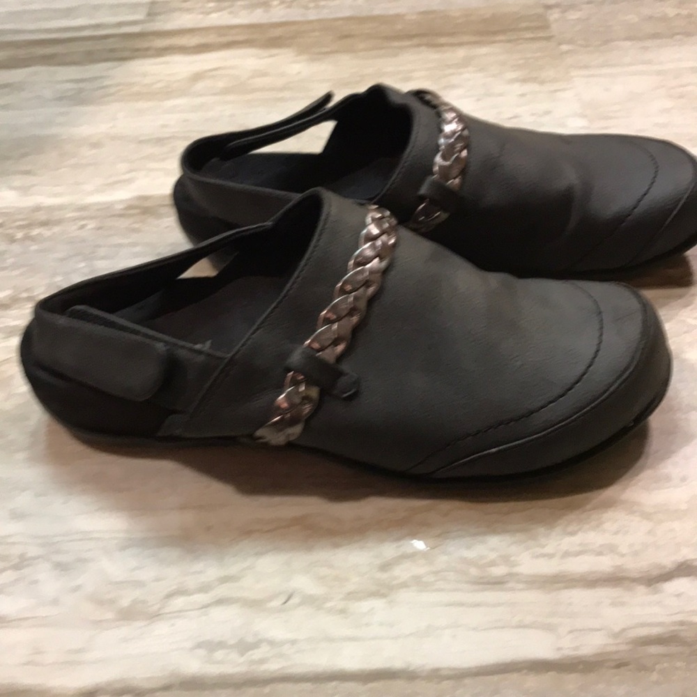 Orthaheel Shoes Ladies Size 9 Black with Backstrap